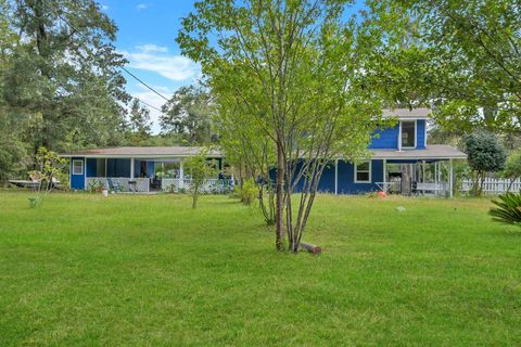 A home in CRAWFORDVILLE