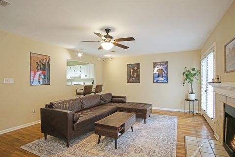 Tiny photo for 529 Collinsford Road, Tallahassee, FL 32301 (MLS # 391886)