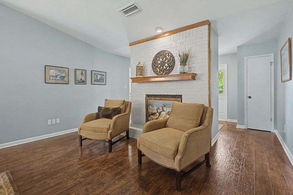 Photo of 4356 Rockingham Road, Tallahassee, FL 32303 (MLS # 398762)