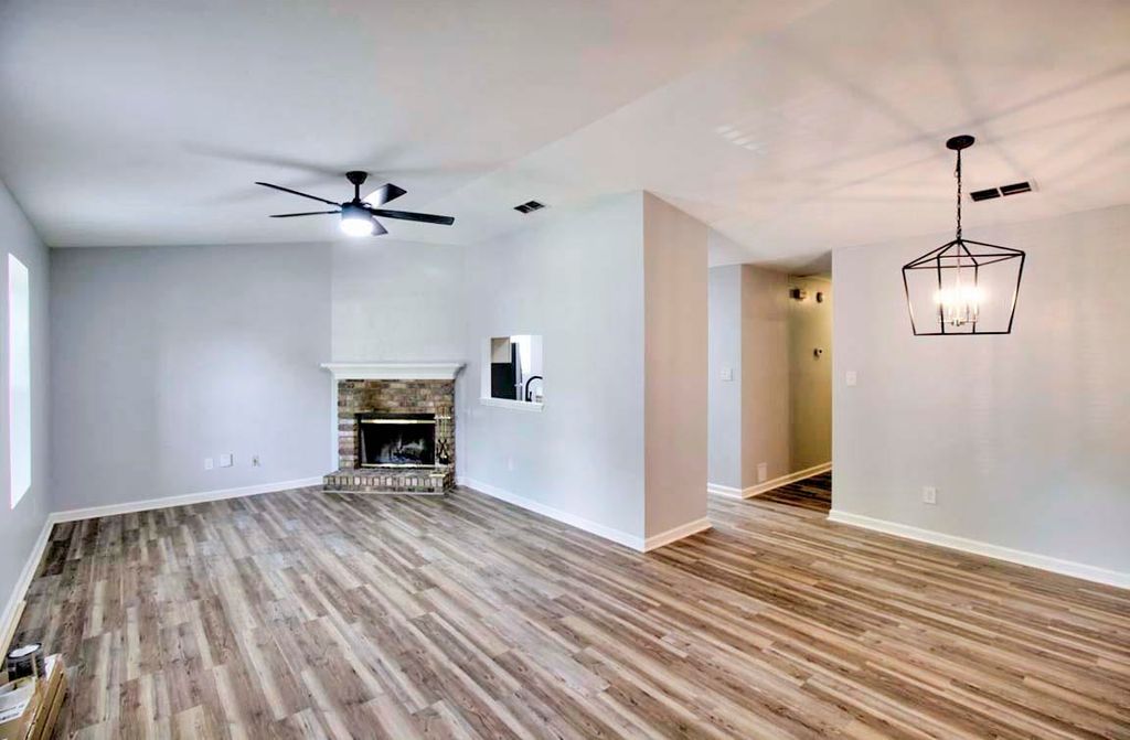Photo of 425 HIGH POINT Lane, Tallahassee, FL 32301 (MLS # 399414)