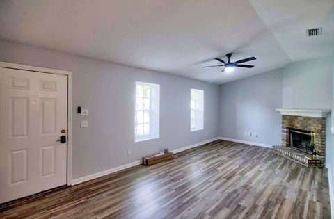Tiny photo for 425 HIGH POINT Lane, Tallahassee, FL 32301 (MLS # 399414)