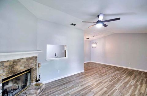 Tiny photo for 425 HIGH POINT Lane, Tallahassee, FL 32301 (MLS # 399414)