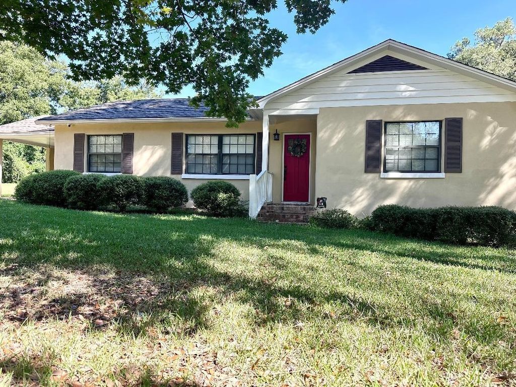 Photo of 204 Dogwood Avenue, Havana, FL 32333 (MLS # 392083)