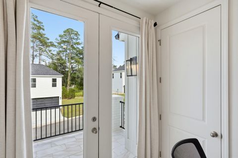 Tiny photo for 4696 GRETA BOULOS Street, Tallahassee, FL 32309 (MLS # 401334)