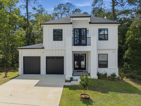 Photo of 4696 GRETA BOULOS Street, Tallahassee, FL 32309 (MLS # 401334)