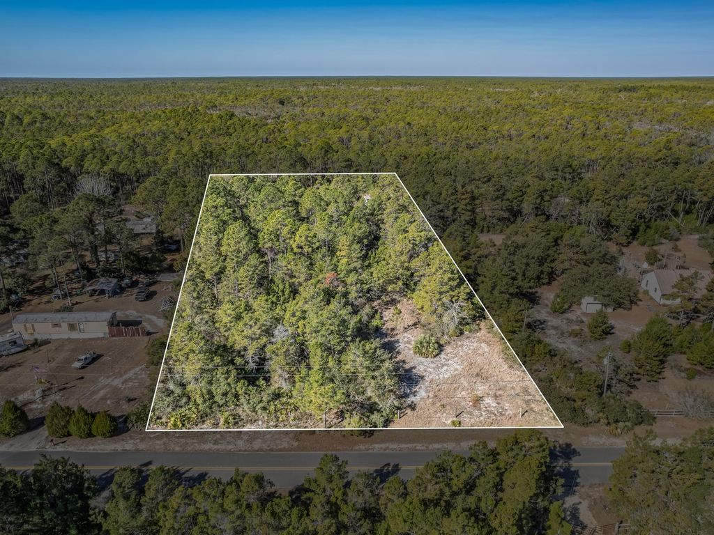 Photo of 156 Woodill Road, Carrabelle, FL 32322 (MLS # 396035)