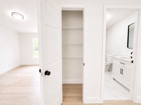 Tiny photo for 4048 Buster Road, Tallahassee, FL 32305 (MLS # 401907)