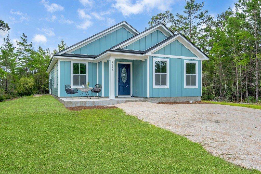 Photo of 1695 Landing Street, Carrabelle, FL 32322 (MLS # 394774)