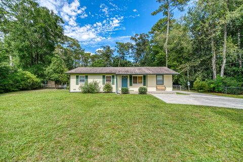 Tiny photo for 1994 Hickory Lane, Tallahassee, FL 32305 (MLS # 389812)