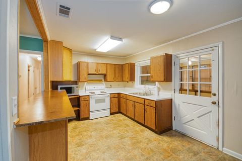 Tiny photo for 1994 Hickory Lane, Tallahassee, FL 32305 (MLS # 389812)