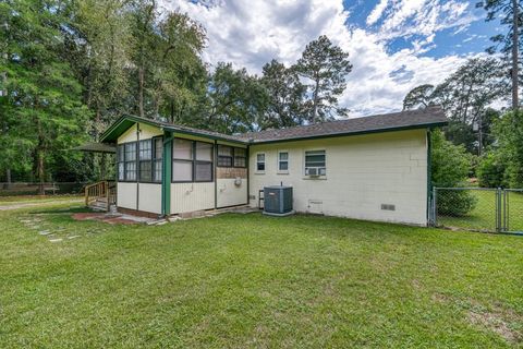 Tiny photo for 1994 Hickory Lane, Tallahassee, FL 32305 (MLS # 389812)