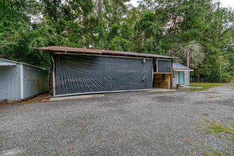 Tiny photo for 1994 Hickory Lane, Tallahassee, FL 32305 (MLS # 389812)