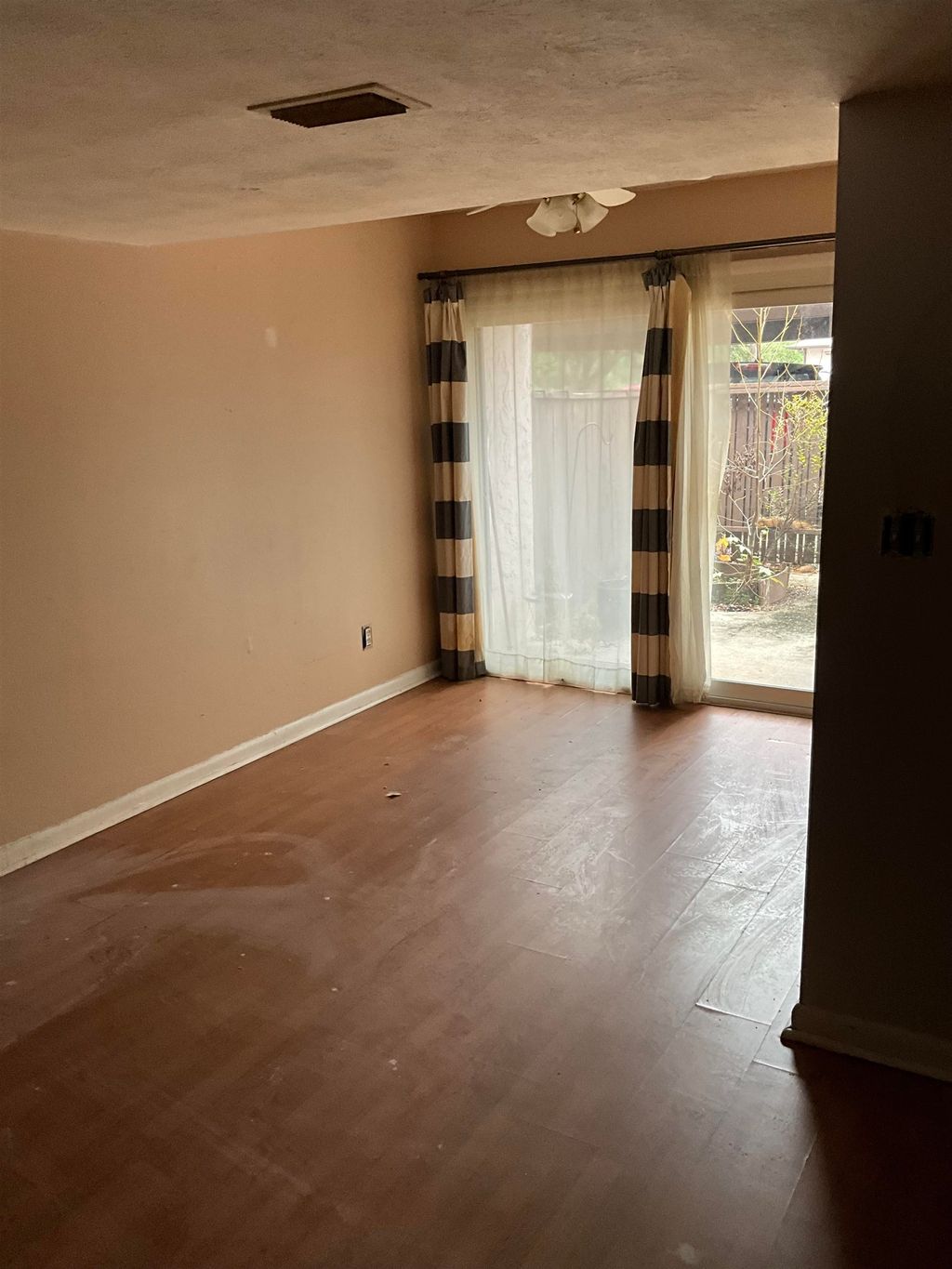 Photo of 208 Westwood Drive, Tallahassee, FL 32304 (MLS # 394823)