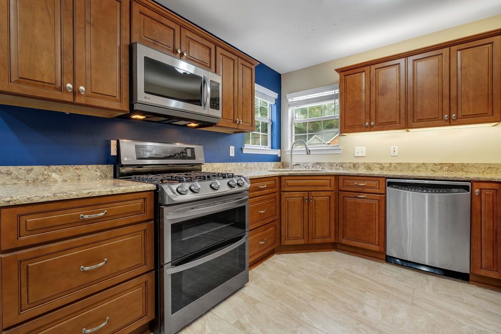 Photo of 3129 W Camelliawood Circle, Tallahassee, FL 32301 (MLS # 396071)