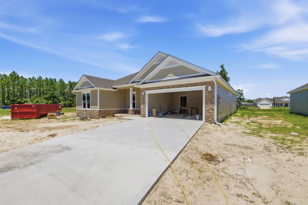 Photo of 93 Springdale Drive, Crawfordville, FL 32327 (MLS # 401002)