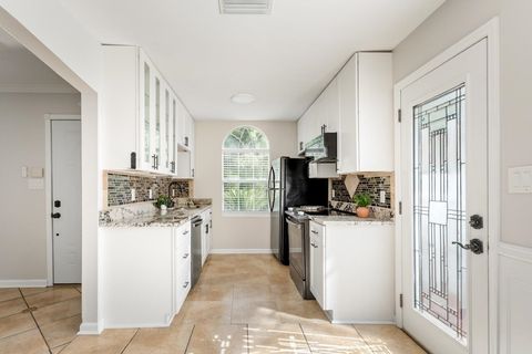 Tiny photo for 2788 Oak Park CT, Tallahassee, FL 32308 (MLS # 402616)