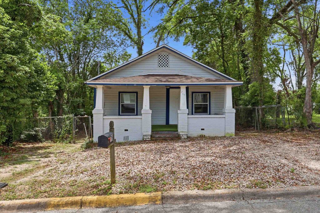 Photo of 719 Dent Street, Tallahassee, FL 32304 (MLS # 399830)