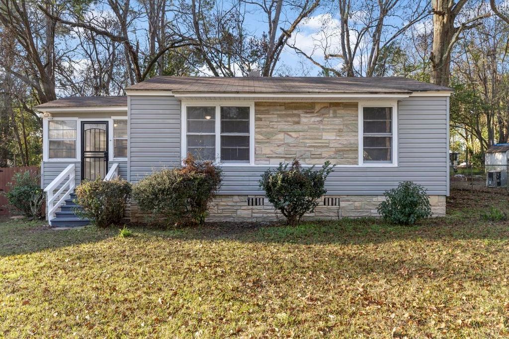 Photo of 1613 Hernando Drive, Tallahassee, FL 32304 (MLS # 390764)