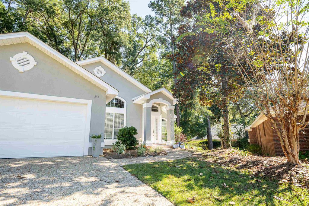 Photo of 351 Colt Court, Tallahassee, FL 32312 (MLS # 392742)