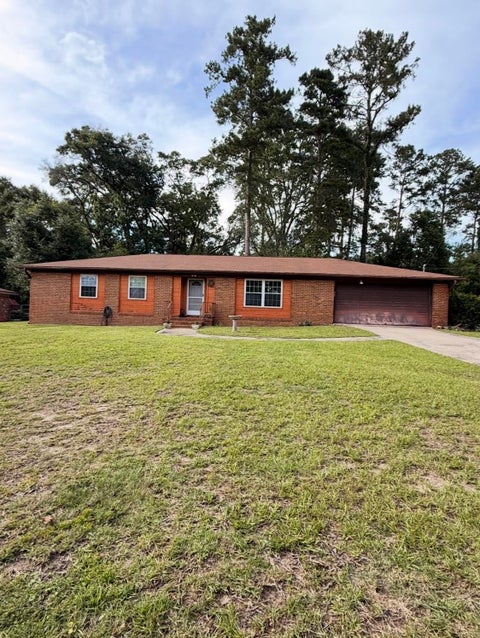 Photo of 310 Sweetbriar Drive, Tallahassee, FL 32312 (MLS # 401221)