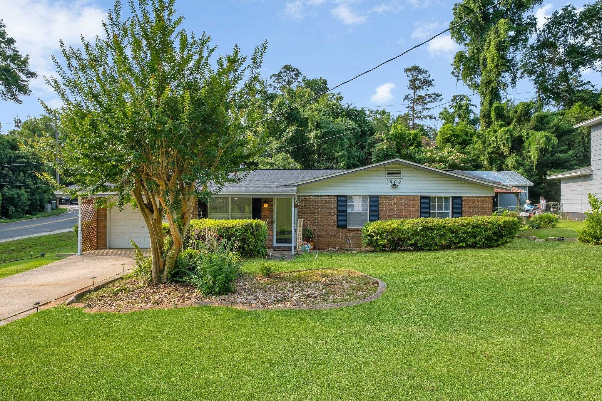 1809 Quince Drive