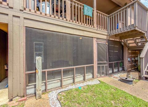 Tiny photo for 216 Dixie Drive #D-3, Tallahassee, FL 32304 (MLS # 401029)