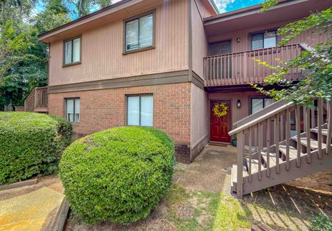 Photo of 216 Dixie Drive #D-3, Tallahassee, FL 32304 (MLS # 401029)