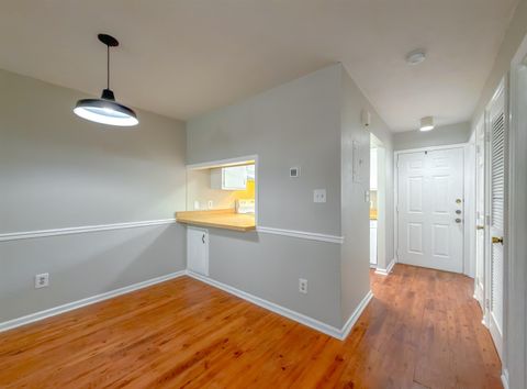 Tiny photo for 216 Dixie Drive #D-3, Tallahassee, FL 32304 (MLS # 401029)