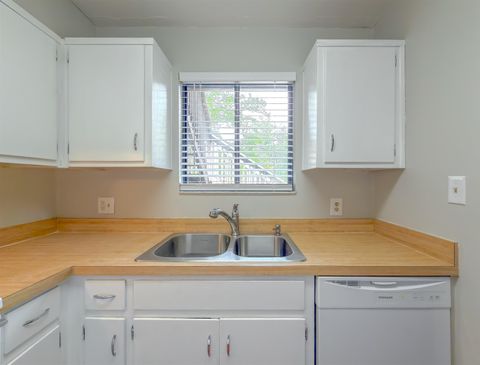 Tiny photo for 216 Dixie Drive #D-3, Tallahassee, FL 32304 (MLS # 401029)