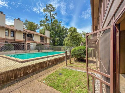 Tiny photo for 216 Dixie Drive #D-3, Tallahassee, FL 32304 (MLS # 401029)