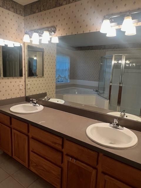 Tiny photo for 933 Piney Z Plantation Road, Tallahassee, FL 32311 (MLS # 395334)