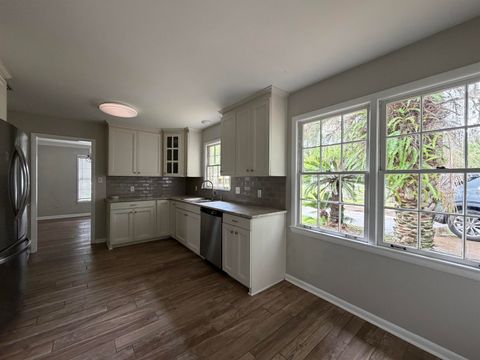 Tiny photo for 2832 S Shamrock Street, Tallahassee, FL 32309 (MLS # 400458)