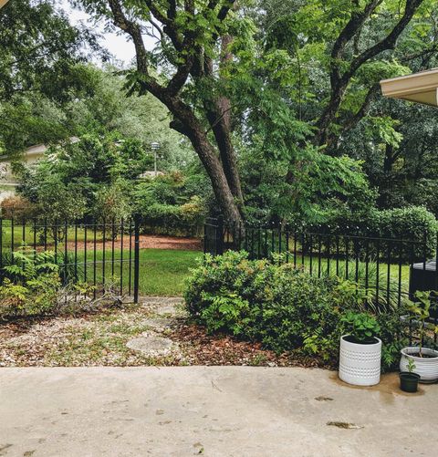 Tiny photo for 2832 S Shamrock Street, Tallahassee, FL 32309 (MLS # 400458)