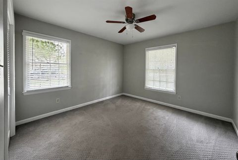 Tiny photo for 2832 S Shamrock Street, Tallahassee, FL 32309 (MLS # 400458)
