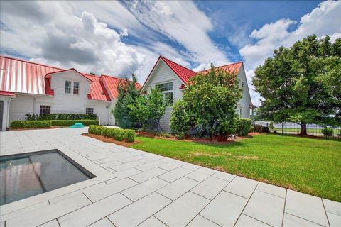 Tiny photo for 4640 Grove Park Drive, Tallahassee, FL 32311 (MLS # 389967)