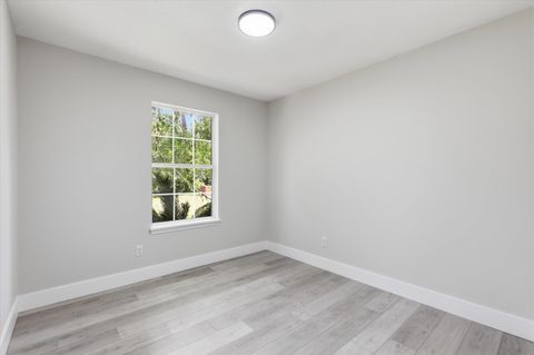 Tiny photo for 412 Georgetown Drive, Tallahassee, FL 32305 (MLS # 398824)
