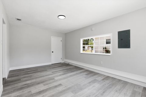 Tiny photo for 412 Georgetown Drive, Tallahassee, FL 32305 (MLS # 398824)