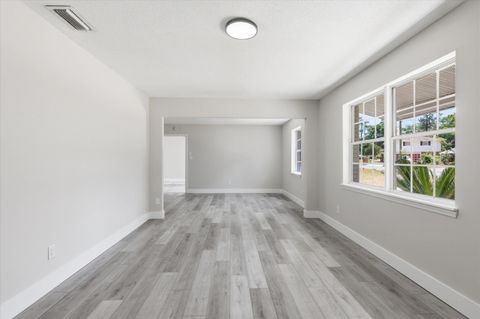 Tiny photo for 412 Georgetown Drive, Tallahassee, FL 32305 (MLS # 398824)