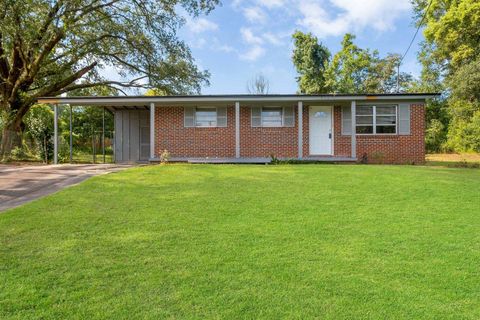 A home in TALLAHASSEE