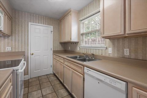 Tiny photo for 2014 Valkyrie Court, Tallahassee, FL 32308 (MLS # 389322)