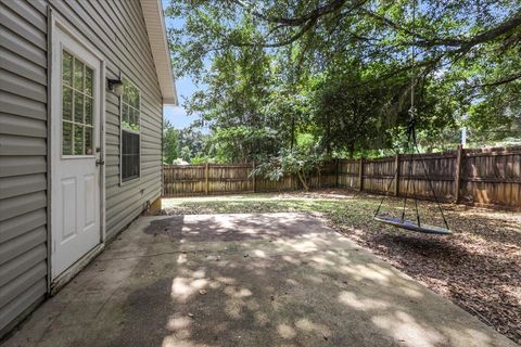 Tiny photo for 2014 Valkyrie Court, Tallahassee, FL 32308 (MLS # 389322)