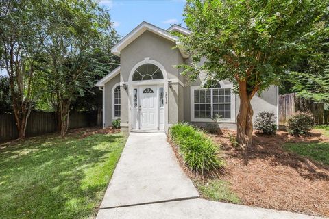 Tiny photo for 2014 Valkyrie Court, Tallahassee, FL 32308 (MLS # 389322)
