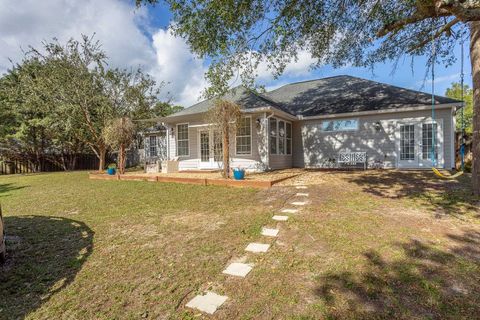 A home in Crawfordville