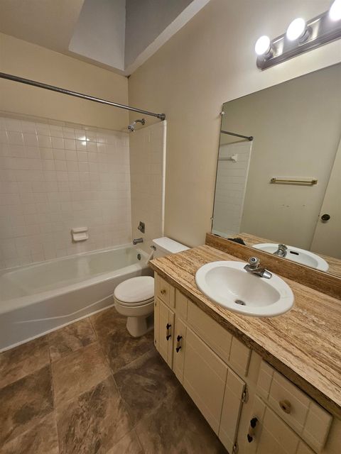Tiny photo for 463 E Van Buren Street, Tallahassee, FL 32301 (MLS # 392264)