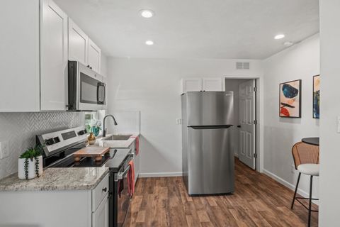 Tiny photo for 900 Taylor Street #A&B, Tallahassee, FL 32310 (MLS # 393173)