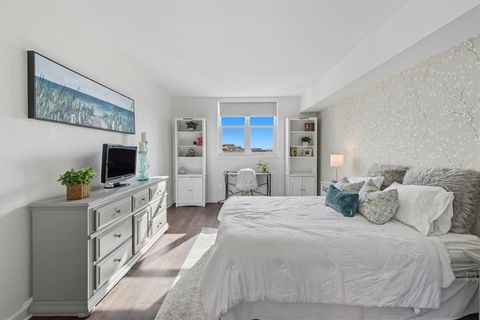 Tiny photo for 300 S Duval Street #1108, Tallahassee, FL 32301 (MLS # 400001)