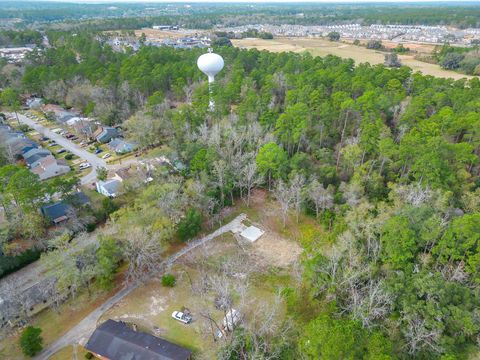Tiny photo for 3710 Miccosukee Road, Tallahassee, FL 32308 (MLS # 395684)