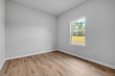 Tiny photo for 142 Bedford Loop, Crawfordville, FL 32327 (MLS # 397736)