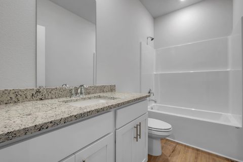 Tiny photo for 142 Bedford Loop, Crawfordville, FL 32327 (MLS # 397736)