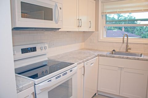 Tiny photo for 606 E Park Avenue #3, Tallahassee, FL 32301 (MLS # 392144)